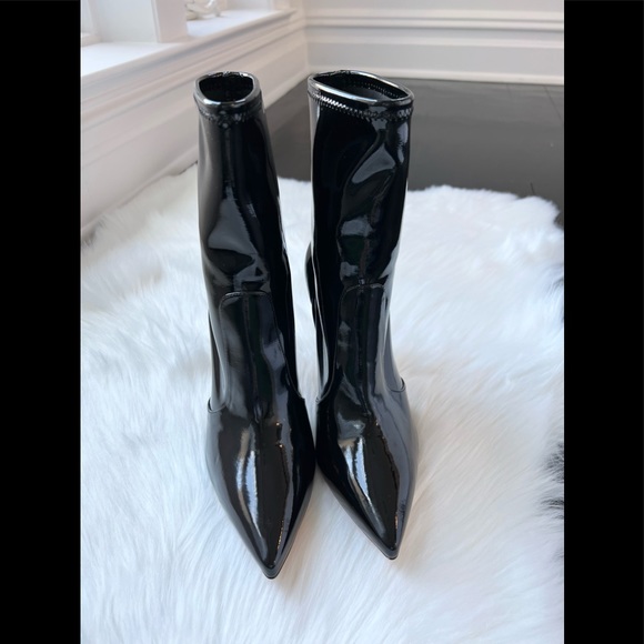 Gianvito Rossi Women's Black Imogen Bootie 105 Vinyl Size 38.5 - Picture 3 of 12